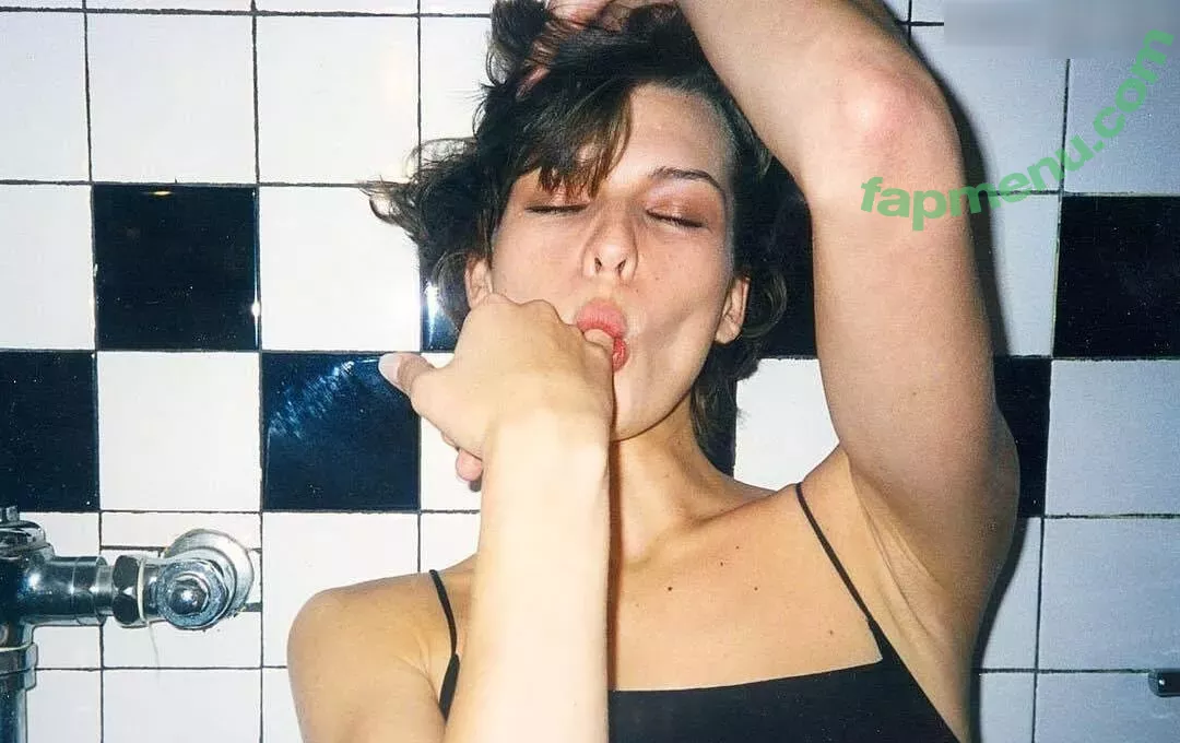 Milla Jovovich nude photo #0257 (MillaJovovich)