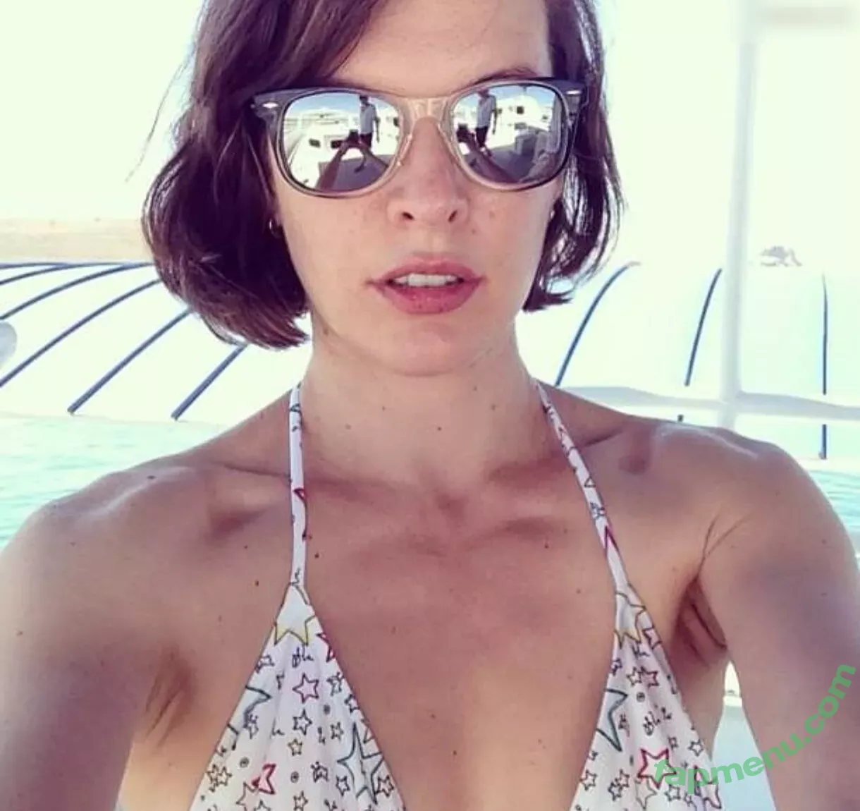 Milla Jovovich nude photo #0275 (MillaJovovich)