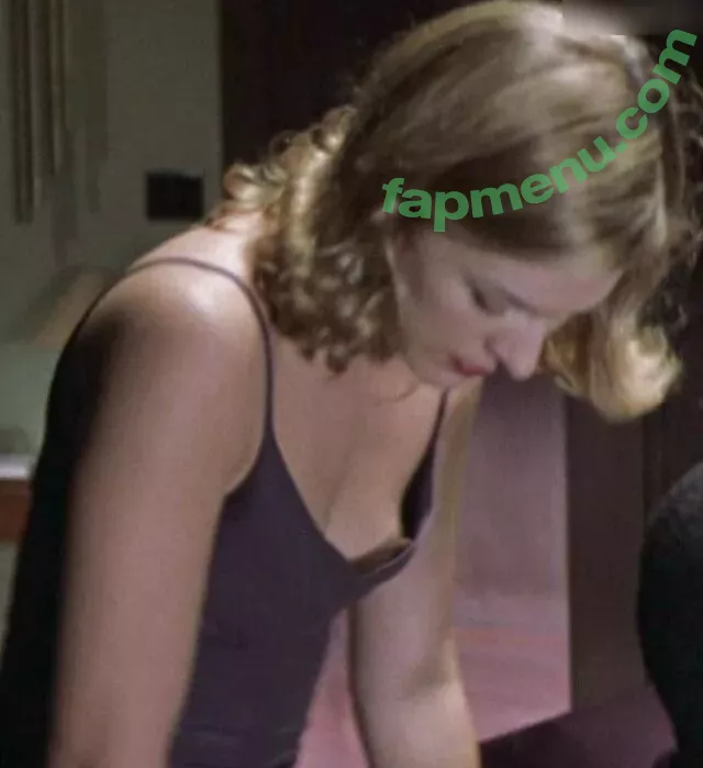 Milla Jovovich nude photo #0304 (MillaJovovich)