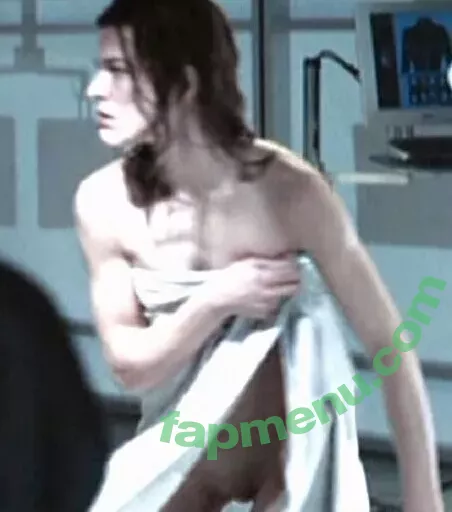 Milla Jovovich nude photo #0318 (MillaJovovich)
