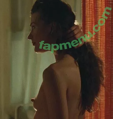 Milla Jovovich nude photo #0319 (MillaJovovich)