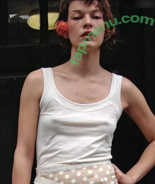 Milla Jovovich nude photo #0333 (MillaJovovich)
