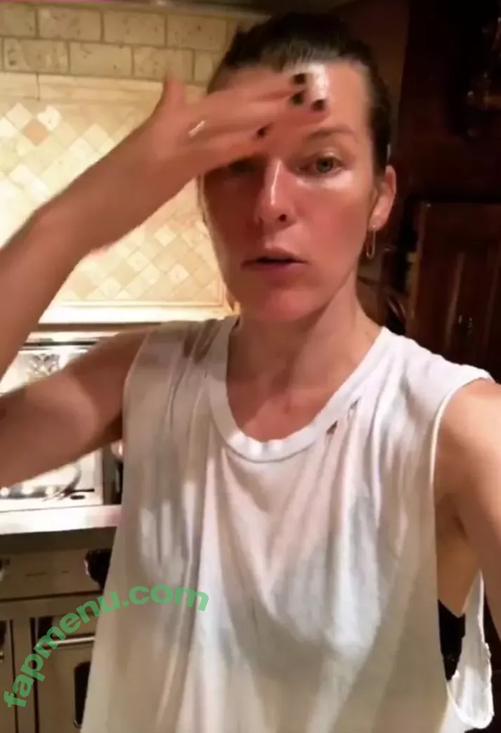 Milla Jovovich nude photo #0355 (MillaJovovich)