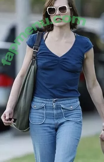 Milla Jovovich nude photo #0358 (MillaJovovich)