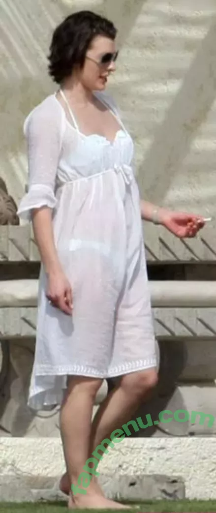 Milla Jovovich nude photo #0388 (MillaJovovich)