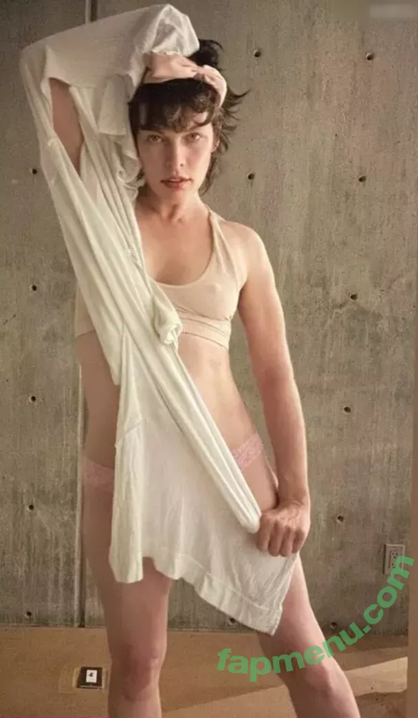 Milla Jovovich nude photo #0398 (MillaJovovich)