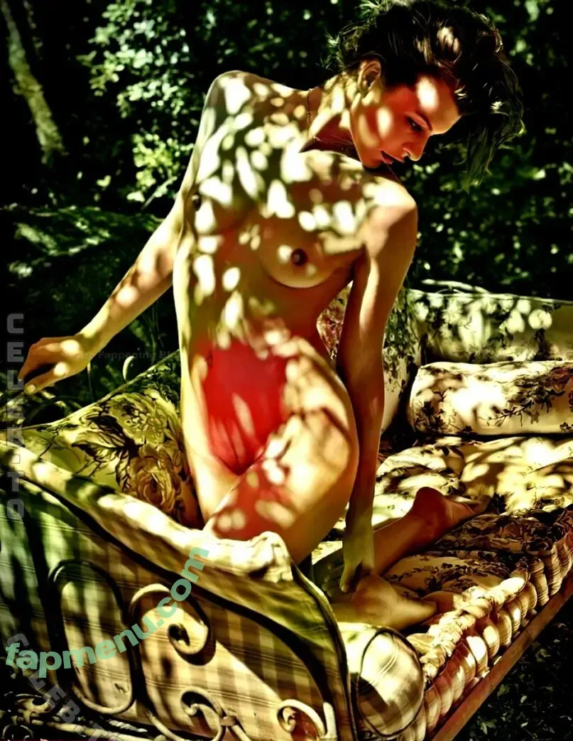 Milla Jovovich nude photo #0676 (MillaJovovich)