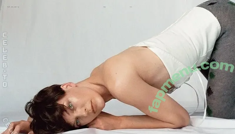 Milla Jovovich nude photo #0695 (MillaJovovich)