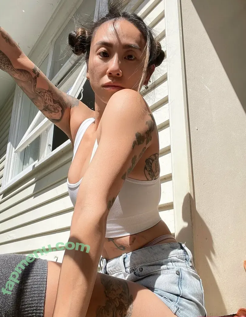 milla_onthehouse nude photo #0004 (onthehouse__)
