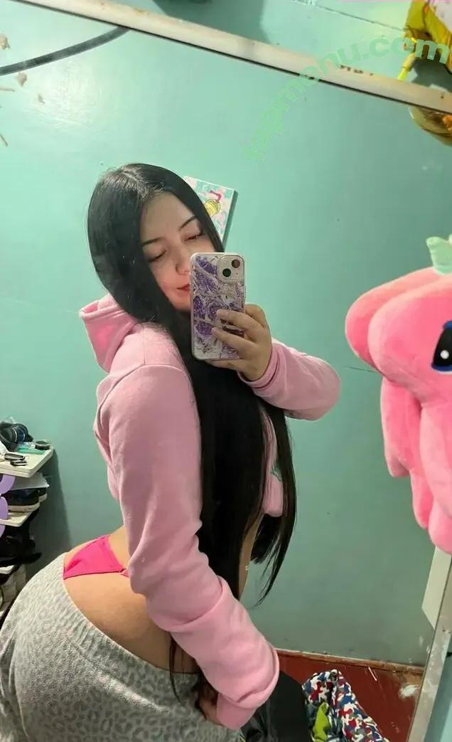 millaray nude photo #0012 (millaray)