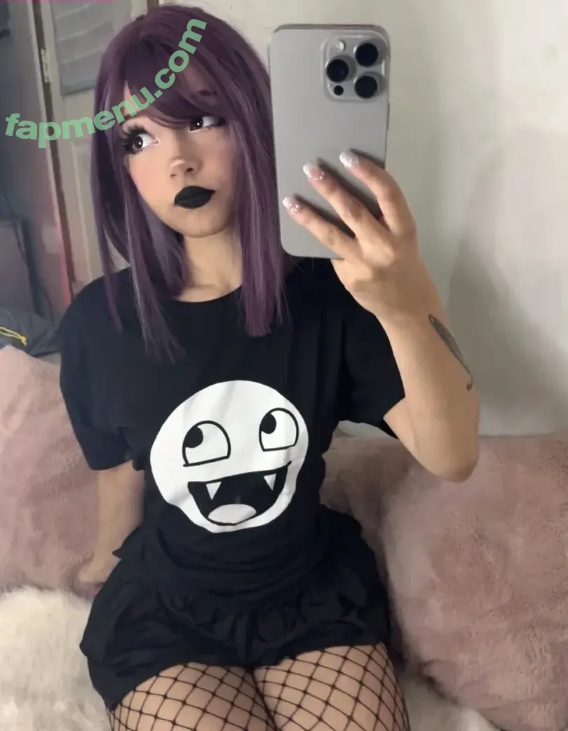 Millie nude photo #0057 (kaya_darkness / millie_li / milliemillz / millz_420)