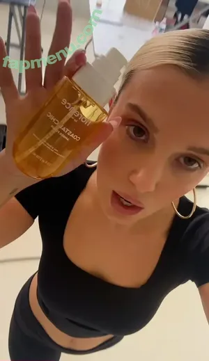Millie Bobby Brown / milliebobbybrown nude photo #5576