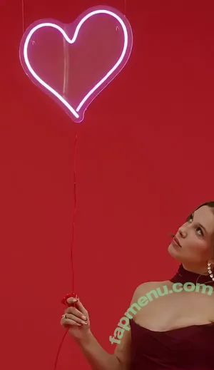 Millie Bobby Brown / milliebobbybrown nude photo #5722
