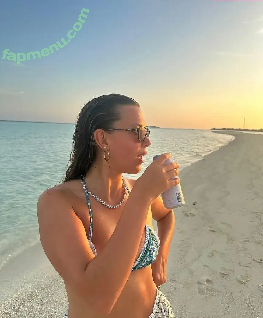 Millie Bobby Brown nude photo #5304 (milliebobbybrown)