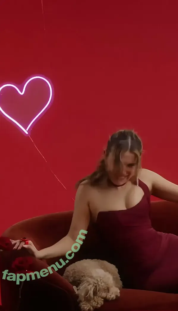 Millie Bobby Brown nude photo #5738 (milliebobbybrown)
