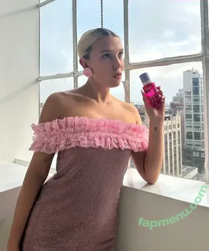 Millie Bobby Brown / milliebobbybrown nude photo #6043