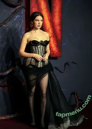 Millie Bobby Brown / milliebobbybrown nude photo #6804