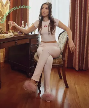 Millie Bobby Brown / milliebobbybrown nude photo #6965