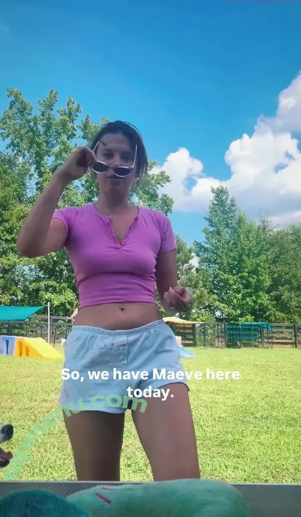 Millie Bobby Brown nude photo #6062 (milliebobbybrown)