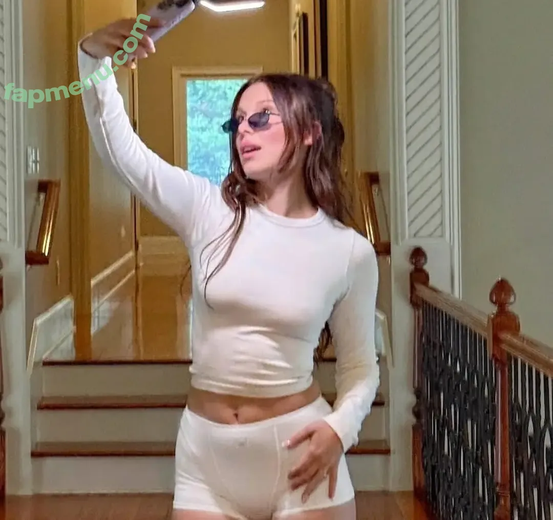 Millie Bobby Brown nude photo #6275 (milliebobbybrown)