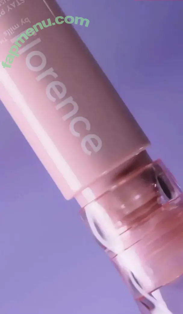 Millie Bobby Brown nude photo #6364 (milliebobbybrown)