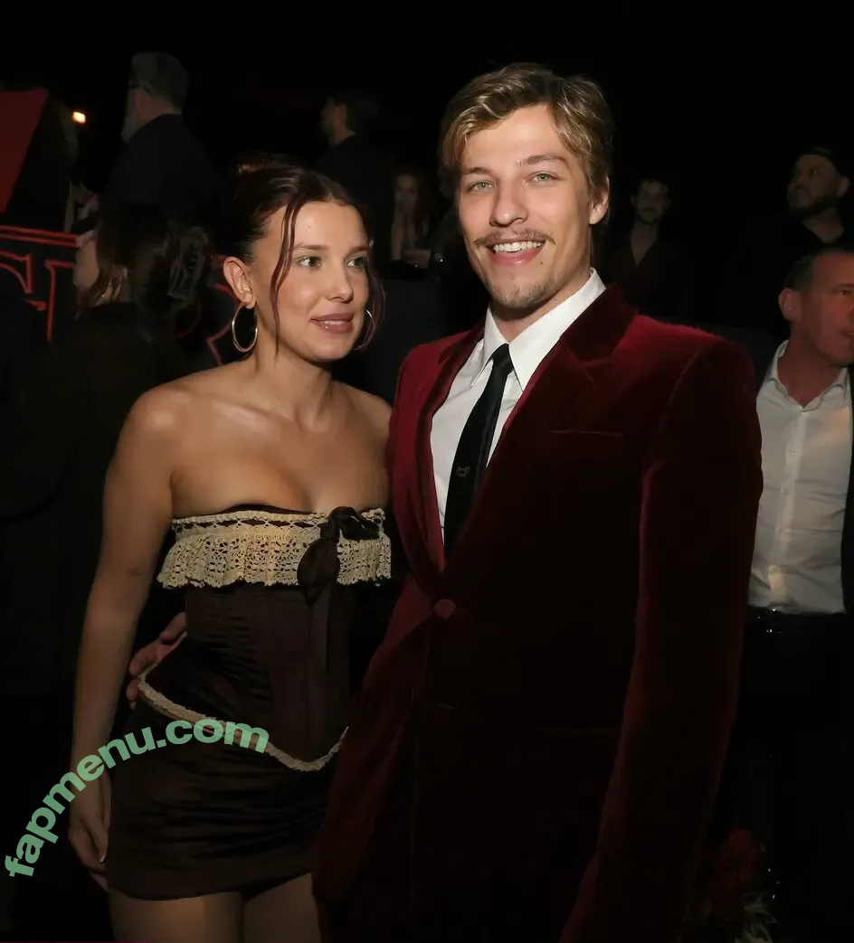 Millie Bobby Brown nude photo #6498 (milliebobbybrown)