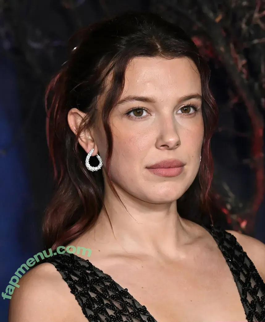 Millie Bobby Brown nude photo #6641 (milliebobbybrown)