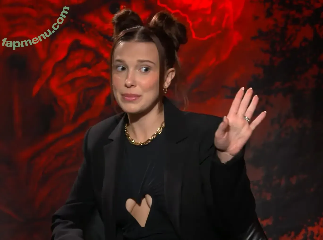 Millie Bobby Brown nude photo #6669 (milliebobbybrown)