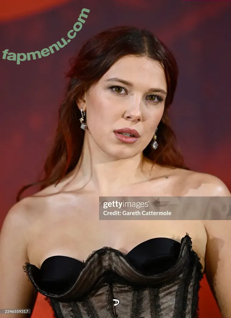 Millie Bobby Brown nude photo #6821 (milliebobbybrown)