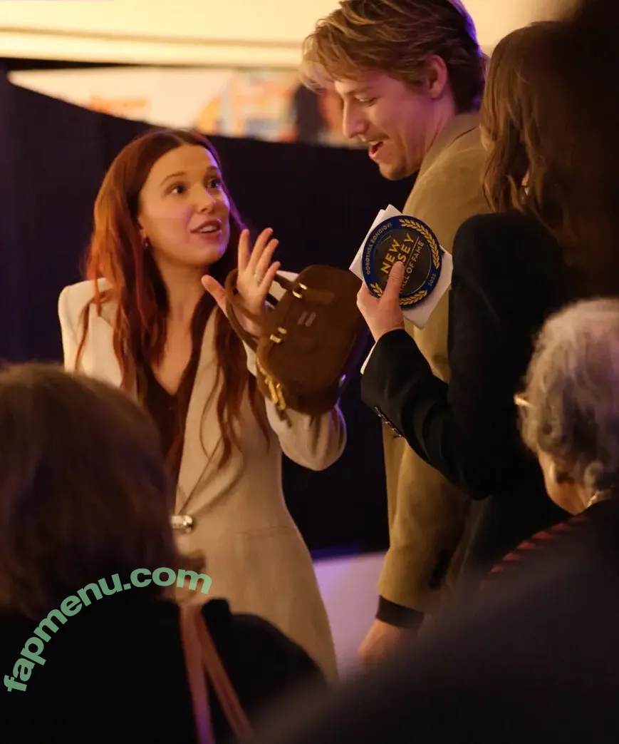 Millie Bobby Brown nude photo #6897 (milliebobbybrown)