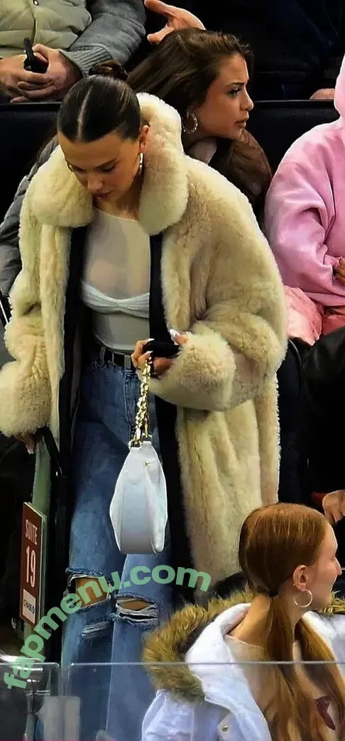 Millie Bobby Brown nude photo #7061 (milliebobbybrown)