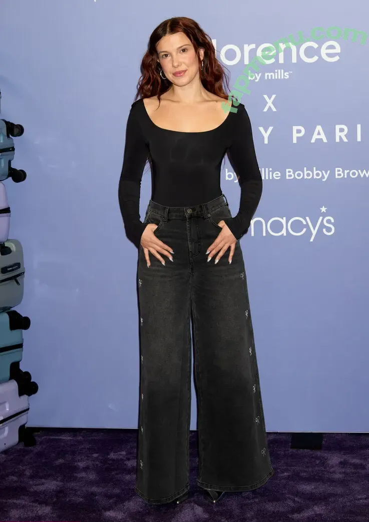 Millie Bobby Brown nude photo #7071 (milliebobbybrown)