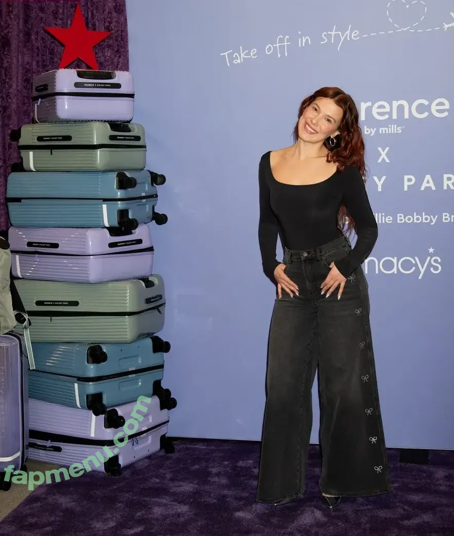 Millie Bobby Brown nude photo #7104 (milliebobbybrown)