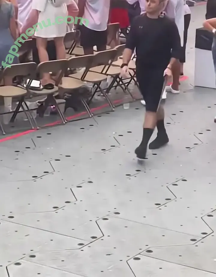 Millie Bobby Brown nude photo #7261 (milliebobbybrown)