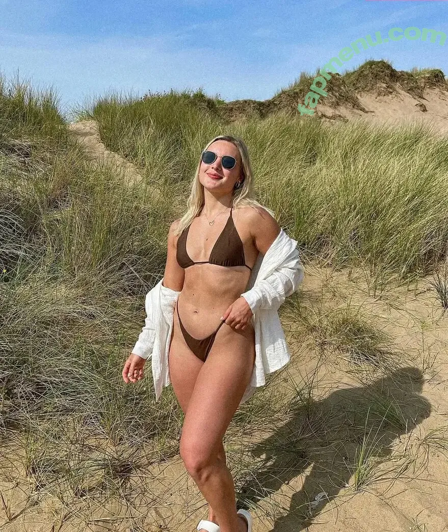 Millie Coombes nude photo #0011 (milliecoombes_)