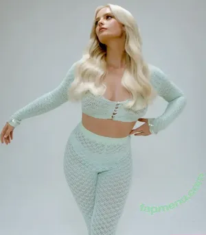 Millie Gibson / milliegibbo nude photo #0366