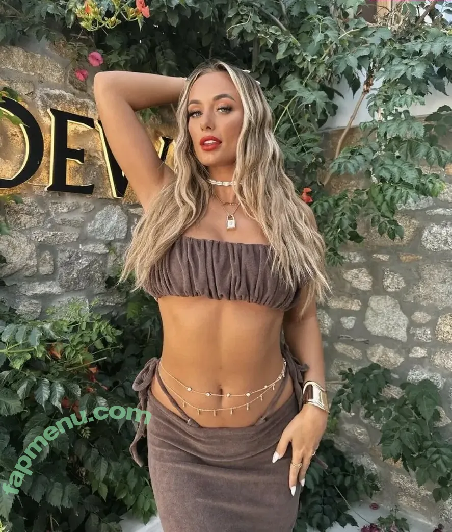 Millie Grace Court nude photo #0075 (maitlandward / milliegracecourt)