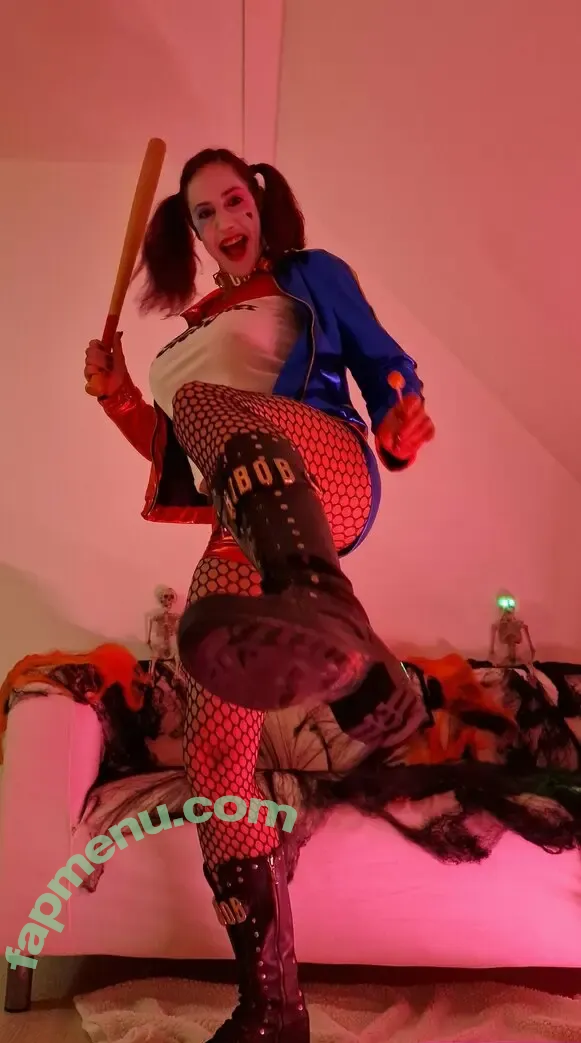 Millie Max nude photo #0022 (milliemaxfree / therealmilliemax)