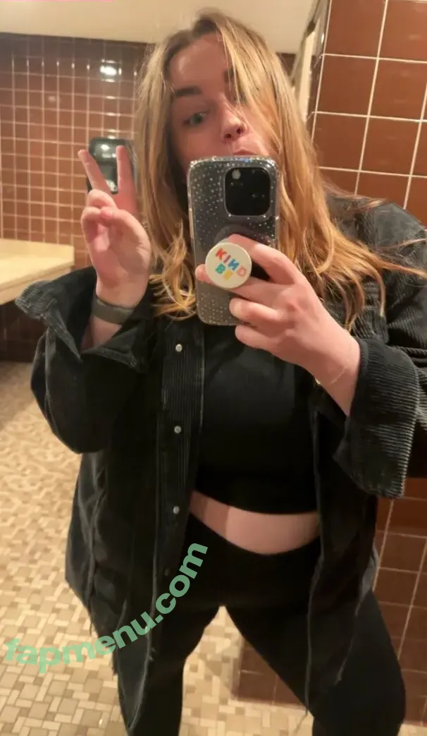 Millie Minnesota nude photo #0006 (millieinminnesota / theegnomequeen)