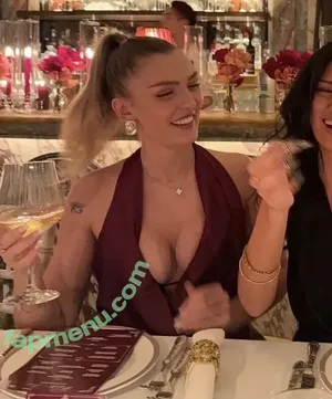 MillieT25 / xxxtt nude photo #0153