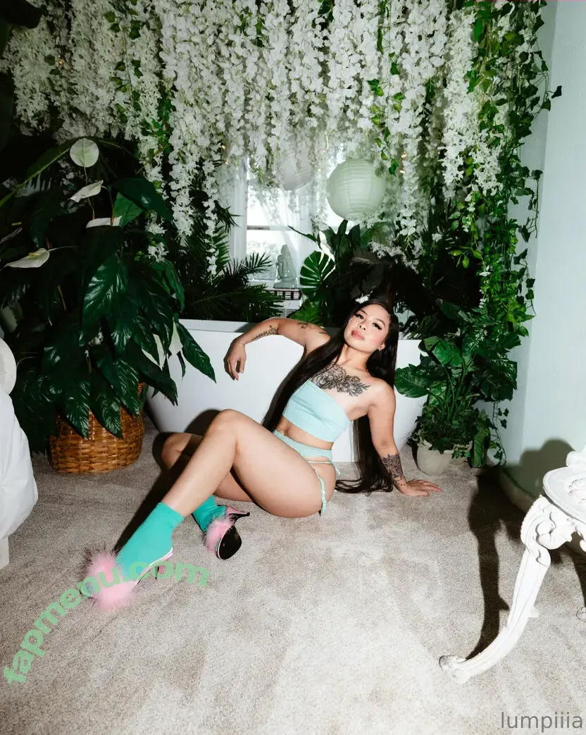 millknhvney nude photo #0027 (millknhvney)