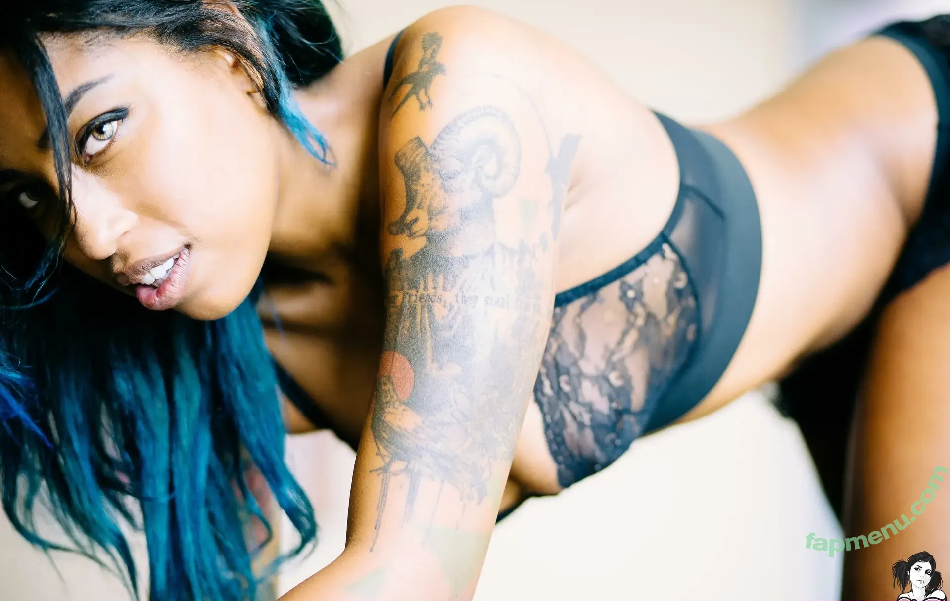 Milloux nude photo #0632 (millouxsuicide)