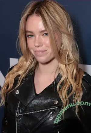 Milly Alcock / millyalcockactres nude photo #0123