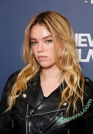 Milly Alcock / millyalcockactres nude photo #0125