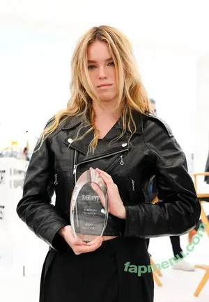 Milly Alcock / millyalcockactres nude photo #0129