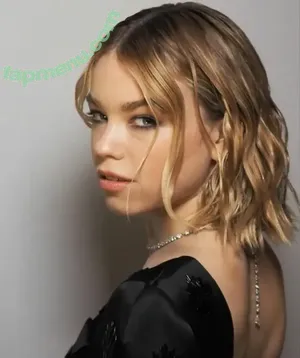 Milly Alcock / Discussion Thread / milliyalcock / millyalcock / millyalcockactres nude photo #0226