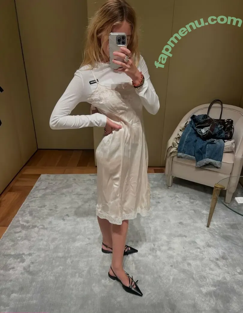 Milly Alcock nude photo #0141 (millyalcockactres)