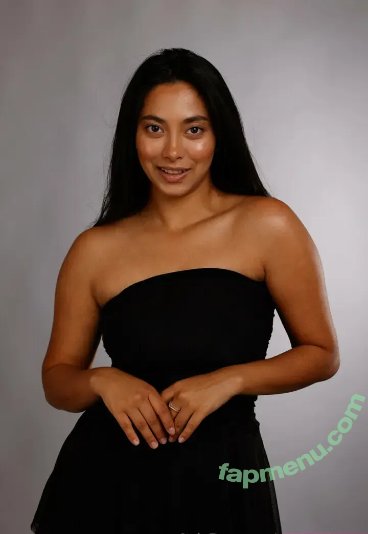 milly_elisson nude photo #0084 (milly_ellison07)