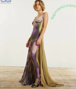  nude photo #0007
