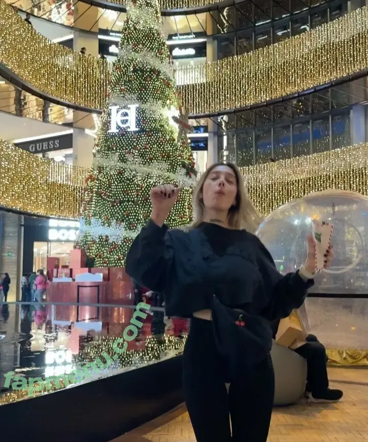 Milu Castillo nude photo #0100 (iamrolii / rolita.com)